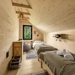 Dom wakacyjny Modern Zegrze - W Lesie, Sauna, Blisko Zalewu - By Rentujemy Beniaminow