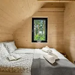 Dom wakacyjny Modern Zegrze - W Lesie, Sauna, Blisko Zalewu - By Rentujemy
