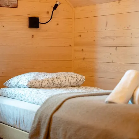 Semesterbostad Modern Zegrze - W Lesie, Sauna, Blisko Zalewu - By Rentujemy *