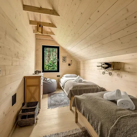 Holiday home Modern Zegrze - W Lesie, Sauna, Blisko Zalewu - By Rentujemy Beniaminow