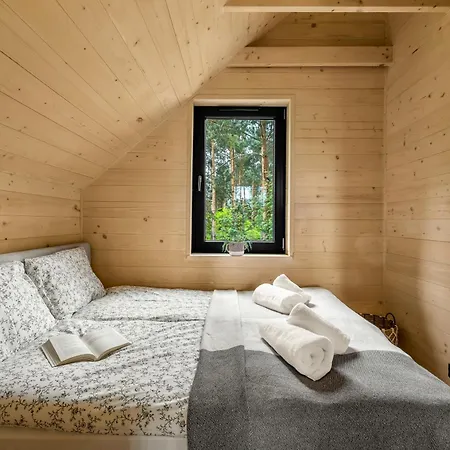 Holiday home Modern Zegrze - W Lesie, Sauna, Blisko Zalewu - By Rentujemy