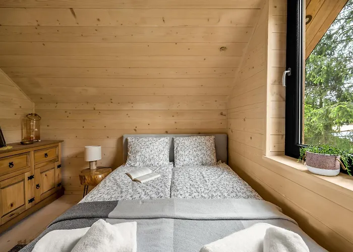 Dom wakacyjny Modern Zegrze - W Lesie, Sauna, Blisko Zalewu - By Rentujemy